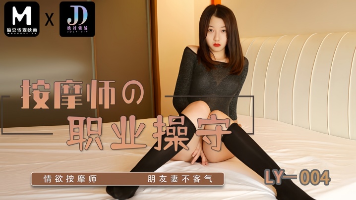 爆乳颜值美女！难得露脸自慰！性感包臀裙，撕开肉丝掰穴特写，粉嫩多毛小穴，粗大假屌深插