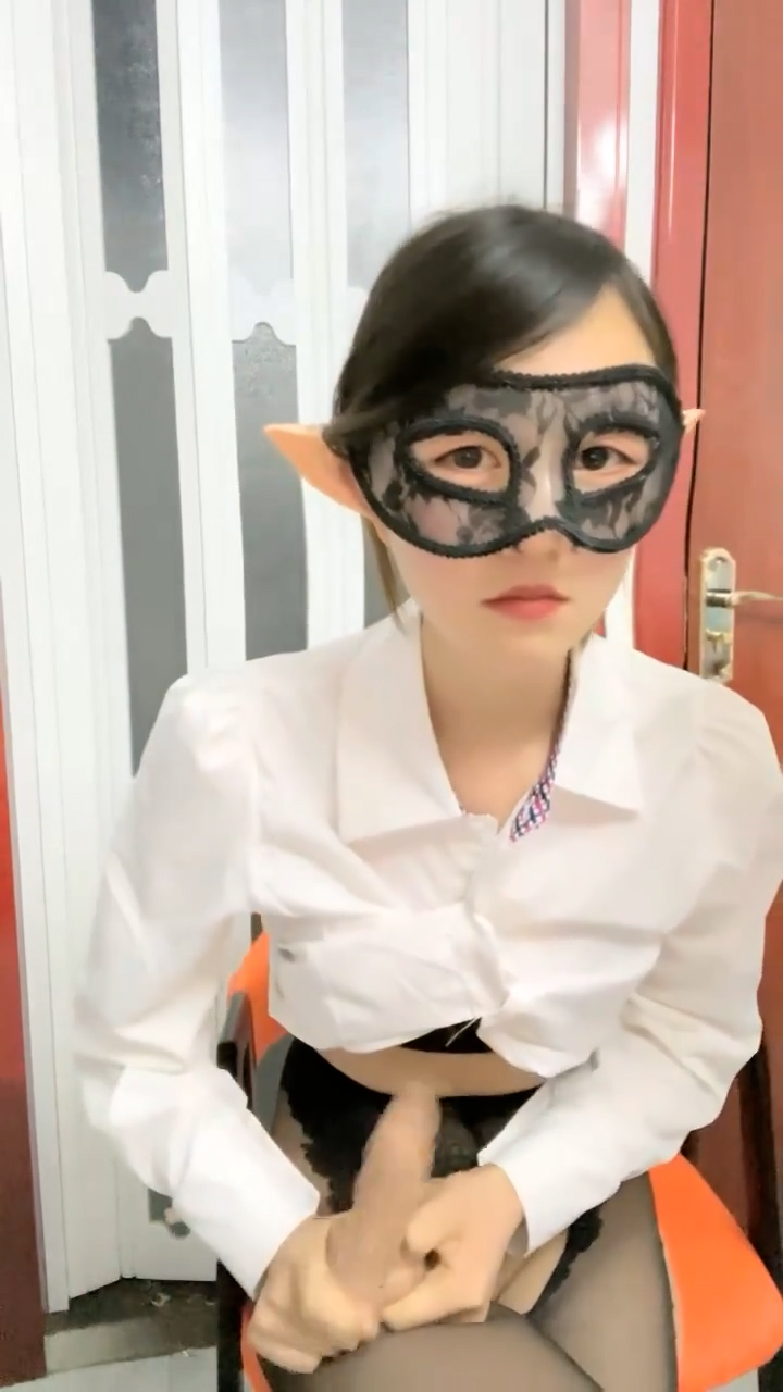 网黄_网红女优一日男友恋爱炮_小男友恋爱感真的会更是更硬vlog出品